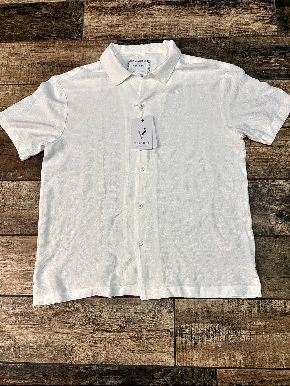 Denim & Flower Short Sleeve Button Down in White Size Medium NWT